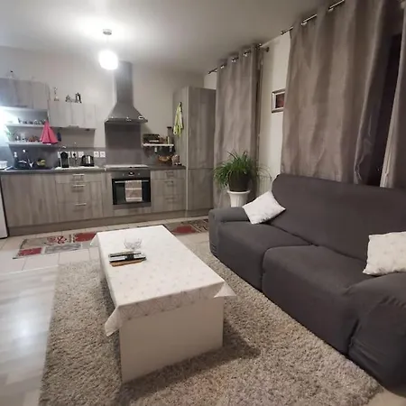 Appart 42 M2 A 1 Min De L'A13 Conforme Photos, Place De Parking Gratuite, Wifi Magnanville Extérieur photo